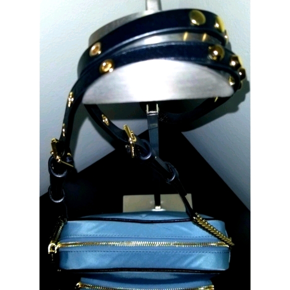 Michael Kors Leila Large Nylon Camera Bag NWOT 💙 - Picture 9 of 10